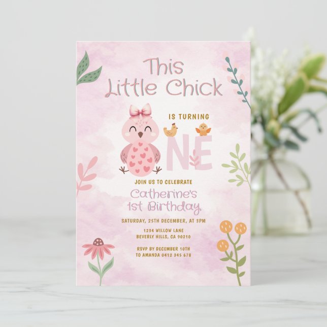 Rosa band  Little Chicks fyller ETT  Födelsedag Inbjudningar (Stående Fram)