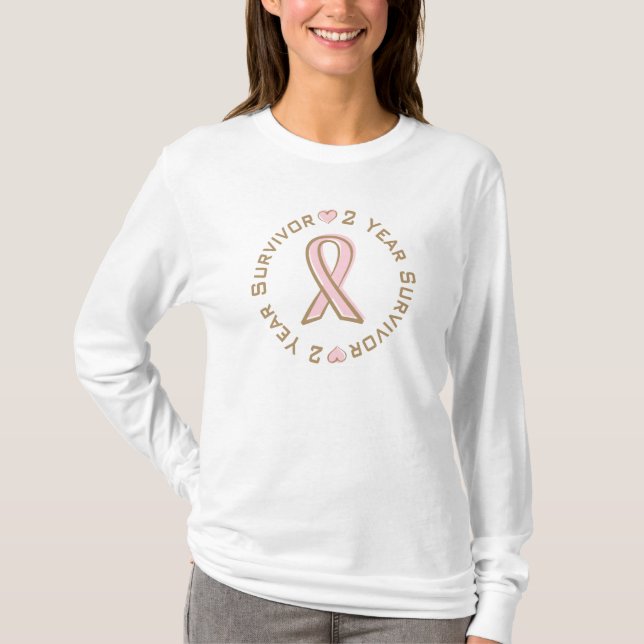 Rosa bandbröstcancer överlevande 2 år tee shirt (Framsida)