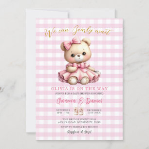 Rosa Bear Baby Shower Gingham kan vänta Inbjudningar