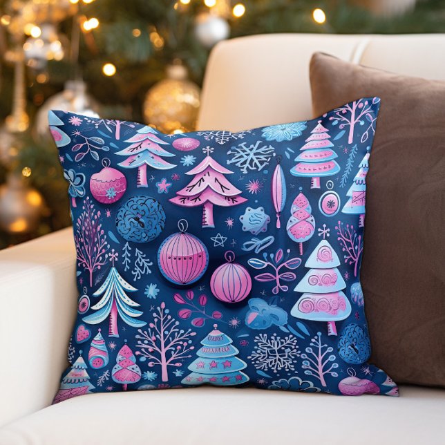 Rosa Blå Whimsical Julgranar Kudde (Festive blue and pink Christmas decorator pillow)