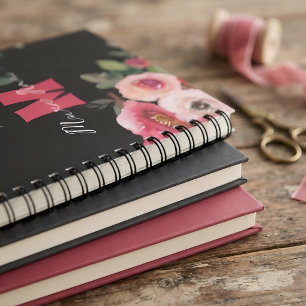 Rosa Blommig Anpassad Monogramnamn Anteckningsbok