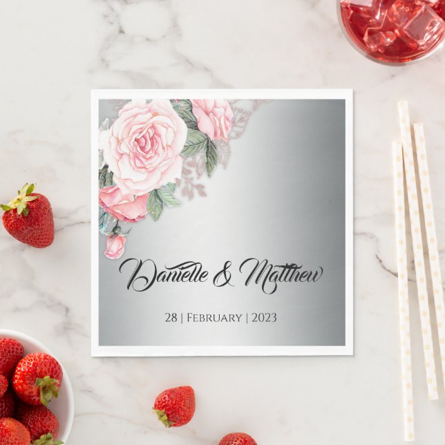 Rosa Blommigt Bouquet på Luxurious Silver Bröllop Pappersservett (Insitu)