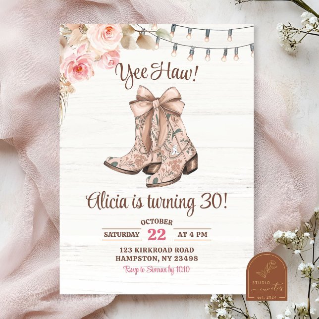 Rosa Blommigt Coquette Boots Birthday Inbjudningar (Skapare uppladdad)