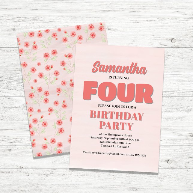 Rosa Blommigt, fjärde födelsedagstjuvmallen Party Inbjudningar (Girl's Fourth Birthday Party Invitation.)