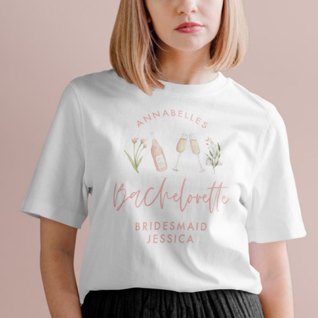 Rosa blommigt modern rosa girobachelorette-fest t shirt (Skapare uppladdad)