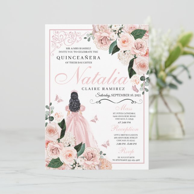  Rosa Blommigt Princess Quinceanera Inbjudningar (Stående Fram)