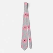Rosa blommor och randig slips