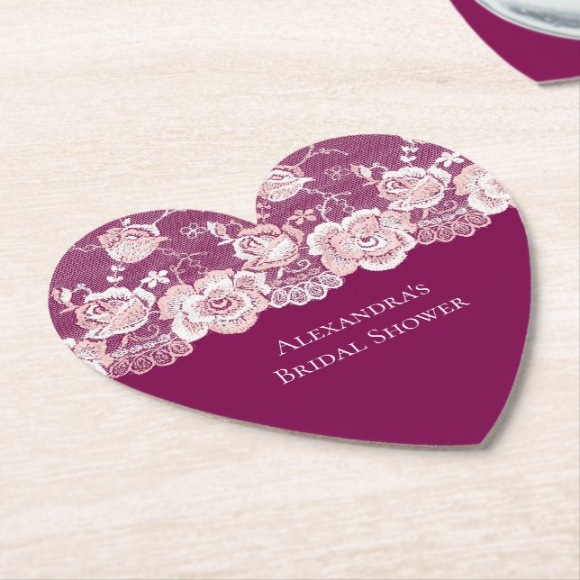 Rosa blomsterbroderad bröllopsdusch underlägg papper (Vinklad)