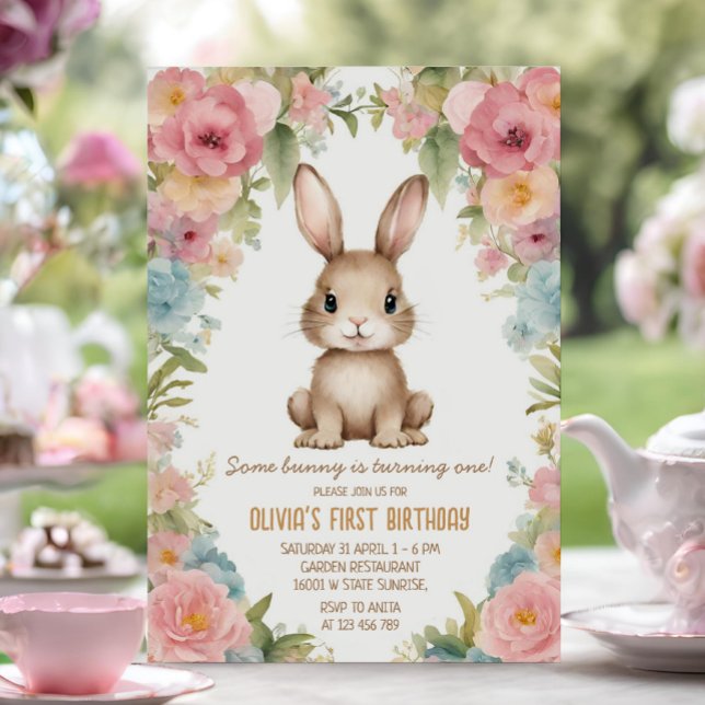  Rosa Blomsterträdgård Bunny Rabbit Birthday Inbjudningar (Skapare uppladdad)