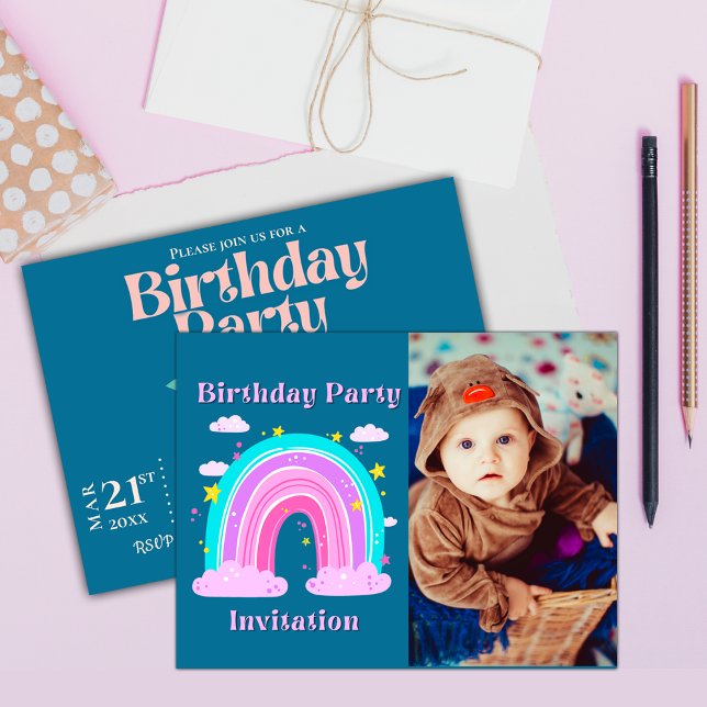 Rosa Blue Rainbow Photo Födelsedagsfest inbjudan (Unicorn Rainbow Photo Birthday Party Invitation Postcard)