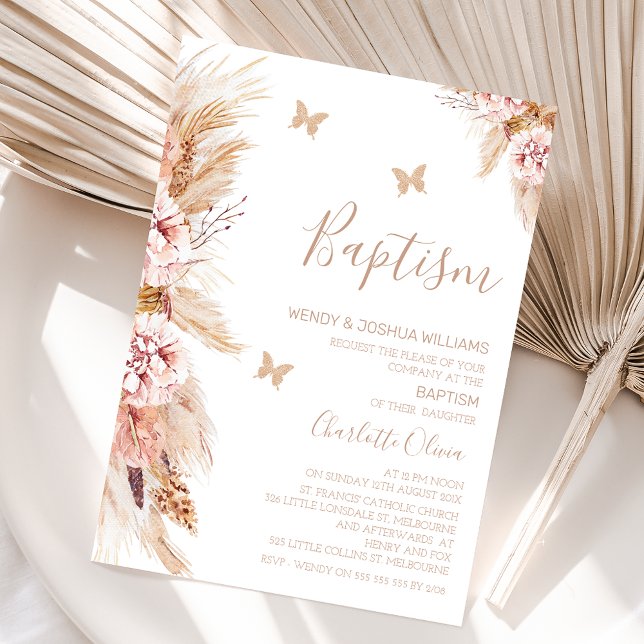 Rosa Boho Blommigt och Butterflies Baptism Inbjudningar (Boho floral baptism invitation for baby girl also featuring some faux gold glitter butterflies.)