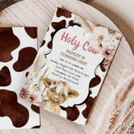 Rosa Boho Highland Cow Jag är en flicka första föd Inbjudningar