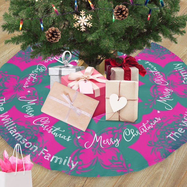 Rosa Boho Mönster Grönt Trendig - jul Julgransmatta Borstad Polyester (A personalized pink and green Christmas tree skirt, in boho style, with 'Merry Christmas' greeting)