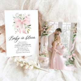 Rosa Bow Baby i Bloom Blommigt Girl Baby Shower Inbjudningar