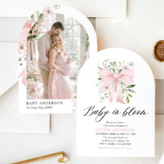 Rosa Bow Baby i Bloom Blommigt Girl Baby Shower Inbjudningar