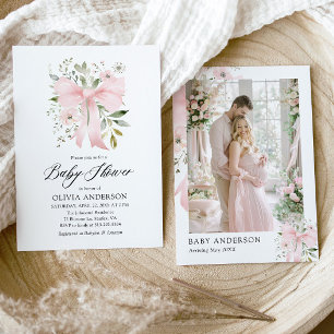 Rosa Bow Baby i Bloom Blommigt Girl Baby Shower Inbjudningar