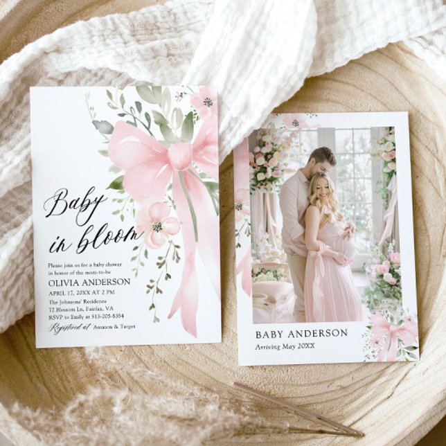 Rosa Bow Baby i Bloom Blommigt Girl Baby Shower Inbjudningar (Watercolor Cute Pink Bow Baby in Bloom Floral Girl Baby Shower Invitation)