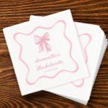 Rosa Bow Gifter sig Bachelorette Party Pappersservett<br><div class="desc">Fira i stil med vår Personlig Rosa Bow Gifter sig Bachelorette Party Napkins. Perfekt för ett tema som hon gifter sig, dessa servetter tillför en chic till alla gifter sig bachelorettfester. Idealiskt för hennes gifter sig filé och bakteriorettpartiets teman binder knut, de fångar en elegans av en slips av det...</div>