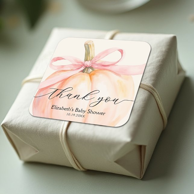 Rosa Bow Little Pumpkin Baby Shower Fyrkantigt Klistermärke (Pink ribbon and bow little pumpkin girl baby shower square stickers)