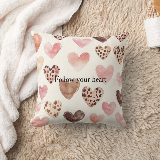 Rosa Brown Leopard Print Hearts Kudde (Filt)
