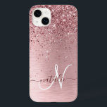 Rosa Brushed Metall Glitter Monogram Namn<br><div class="desc">Anpassa enkelt den här chicen av trendig-hölje med söt  rosa som gnistar glitter på en  rosa,  borstad metallbakgrund.</div>