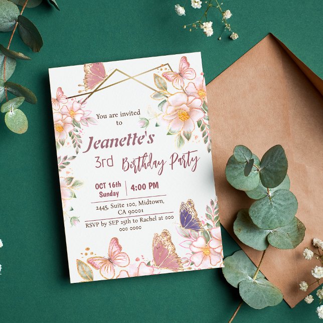 Rosa Butterfly-blommigt - tema 3:e födelsedag Inbjudningar (Pink floral butterfly birthday invitation
)