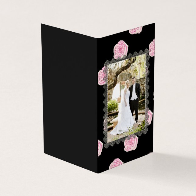 Rosa Cabbage Ro och Black Snöre Bröllop Kort (Utsida)