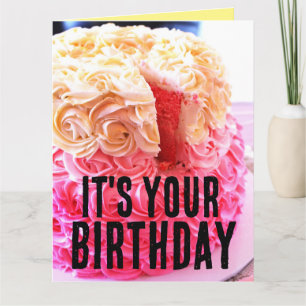 ROSA CAKE GRATTIS PÅ FÖDELSEDAGEN THICK FROSTING B KORT