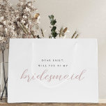 Rosa Calligraphy Bridesmaid Frieri Gift Bag<br><div class="desc">Anpassningsbar-designade "Kommer du att bli min Bridesmaid"-presentväska för brudesmaid frieri gåvor med enkel elegant  kalligrafi för rosa.</div>