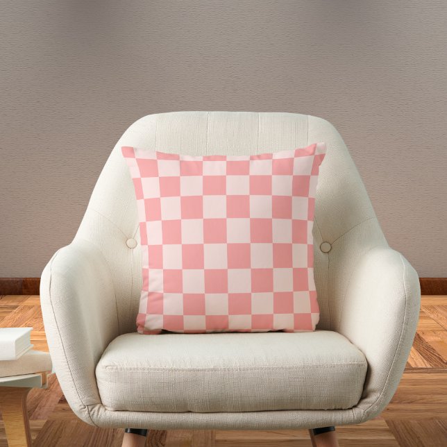Rosa Checkerboard Kudde (Skapare uppladdad)