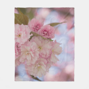 ROSA CHERRY-BLOMMAR I STÄNG FOTOGRAFI FLEECEFILT