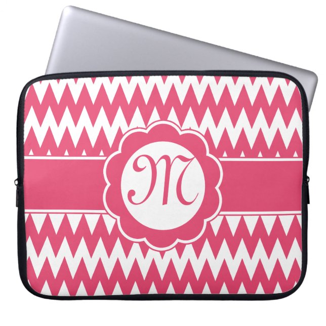Rosa Chevron Mönster & Monogram Flower Laptop Fodral (Framsidan)