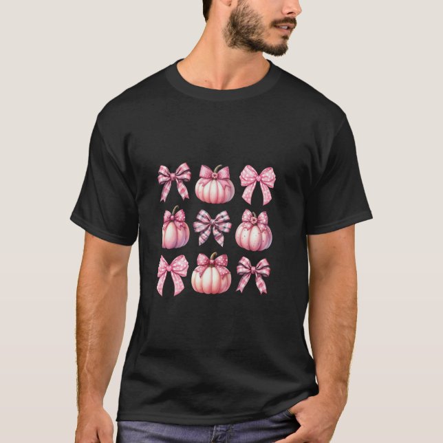 Rosa Coquette Bow Pumpkin i oktober Vi Bära Rosa T Shirt (Framsida)