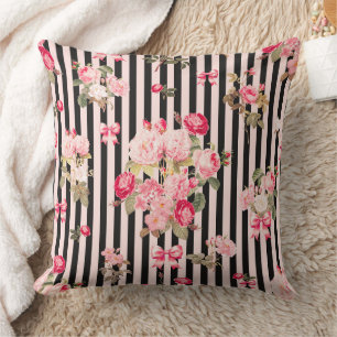Rosa Coquette Bow Vintage Ro Black Rand Kudde