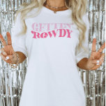 Rosa Cowgirl Gettar Vild Systerbröllopsfest T Shirt<br><div class="desc">Denna design har en retro funkig text som säger: Gettar Vild. Perfekt för att fira Brudens Sista Disco eller Sista Rodeo! Se hela kollektionen för fler matchande artiklar!</div>
