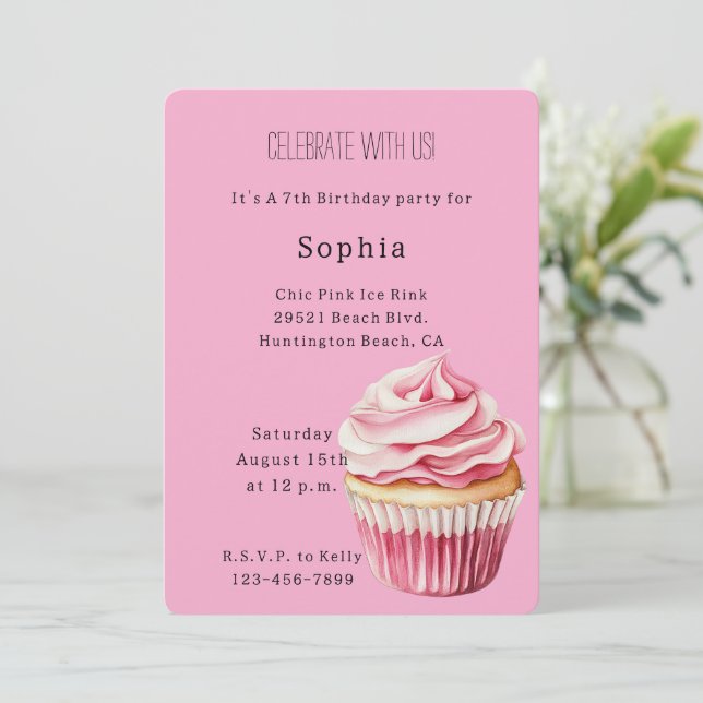 Rosa Cupkaka Birthday Inbjudningar (Stående Fram)