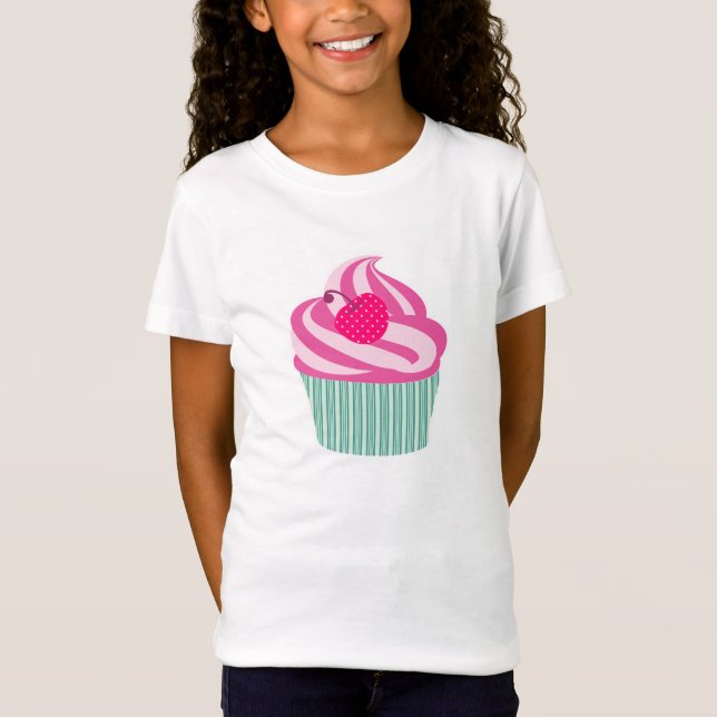Rosa Cupkaka WIth Polka Dot Cherry Tee (Framsida)