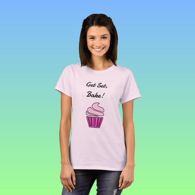 Rosa cuptårta Hämta bakverk T Shirt (Skapare uppladdad)