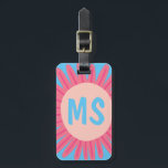 Rosa Daisy Flower CUSTOMIZED INITIALER Bagagebricka<br><div class="desc">Få redo för semestern med den här fina bagagetaggen - du kan lägga till dina kontaktuppgifter på andra sidan eller välja en enda siddesign. Hand plockade-design åt mig för dig! Ändra färg eller teckensnittet för texten som du vill. Kolla min butik för mer mönster eller säg till om du vill...</div>