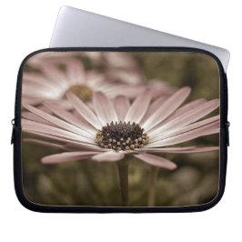 Rosa Daisy Laptop Sleeve