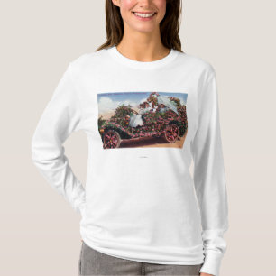 Rosa dekorerad automatisk för stad festival med t shirt