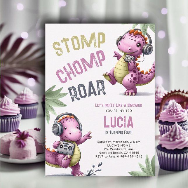 Rosa Dinosaur Dance Stomp Chomp Roar Girl Birthday Inbjudningar (Dinosaur girl birthday invitation dino stomp chomp roar pre historic jungle dance dancing party pink)