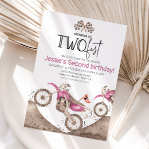 Rosa Dirt Bike 2-årsdag - Växer upp för fort Inbjudningar