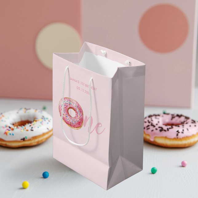 Rosa Donut Birthday (Skapare uppladdad)