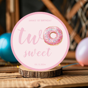Rosa Donut Birthday Runt Klistermärke