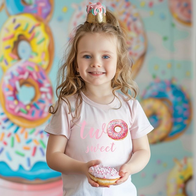 Rosa Donut Birthday T Shirt (Skapare uppladdad)