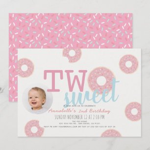 Rosa Donut Two Sweet Girl Photo 2nd Birthday Inbjudningar