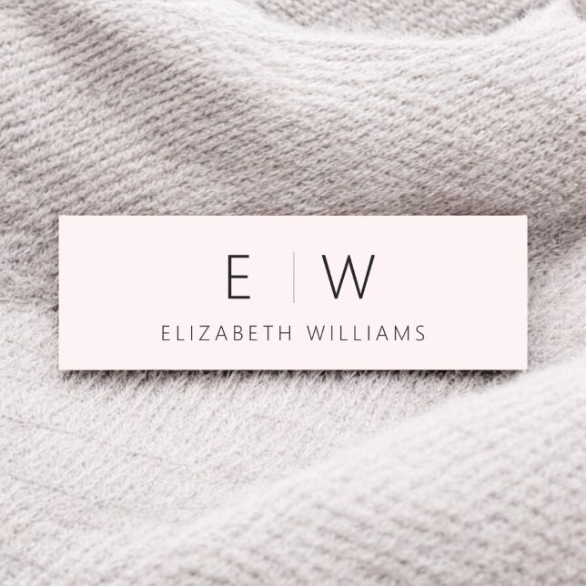 Rosa Elegant Minimalist Monogramnamn Namnbricka (Skapare uppladdad)