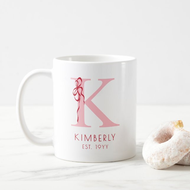 Rosa Elegant Typografi Söt Båge Feminint Monogram Kaffemugg (Med munk)