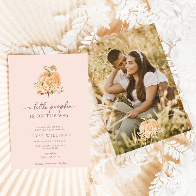  Rosa faller en liten babystövel. Inbjudningar (Blush Peach fall pumpkin baby shower invitation)